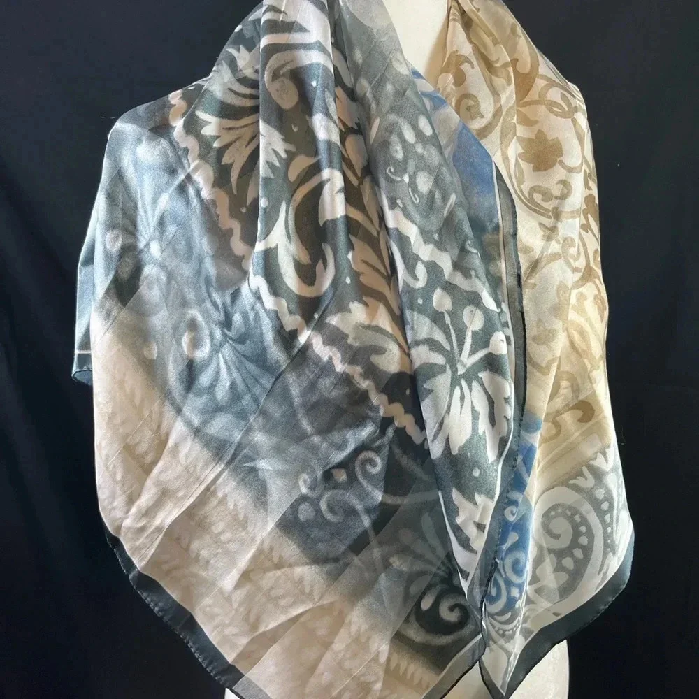 Stunning shawl/scarf